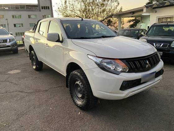 MITSUBISHI L200 TRITON 2.4 16V TURBO DIESEL GL CD 4X4 MANUAL